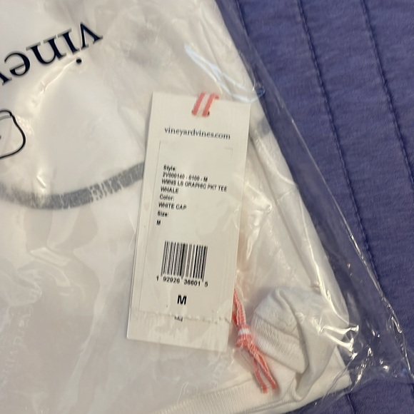 New women’s vineyard vines long sleeve tee size M - Picture 3 of 3